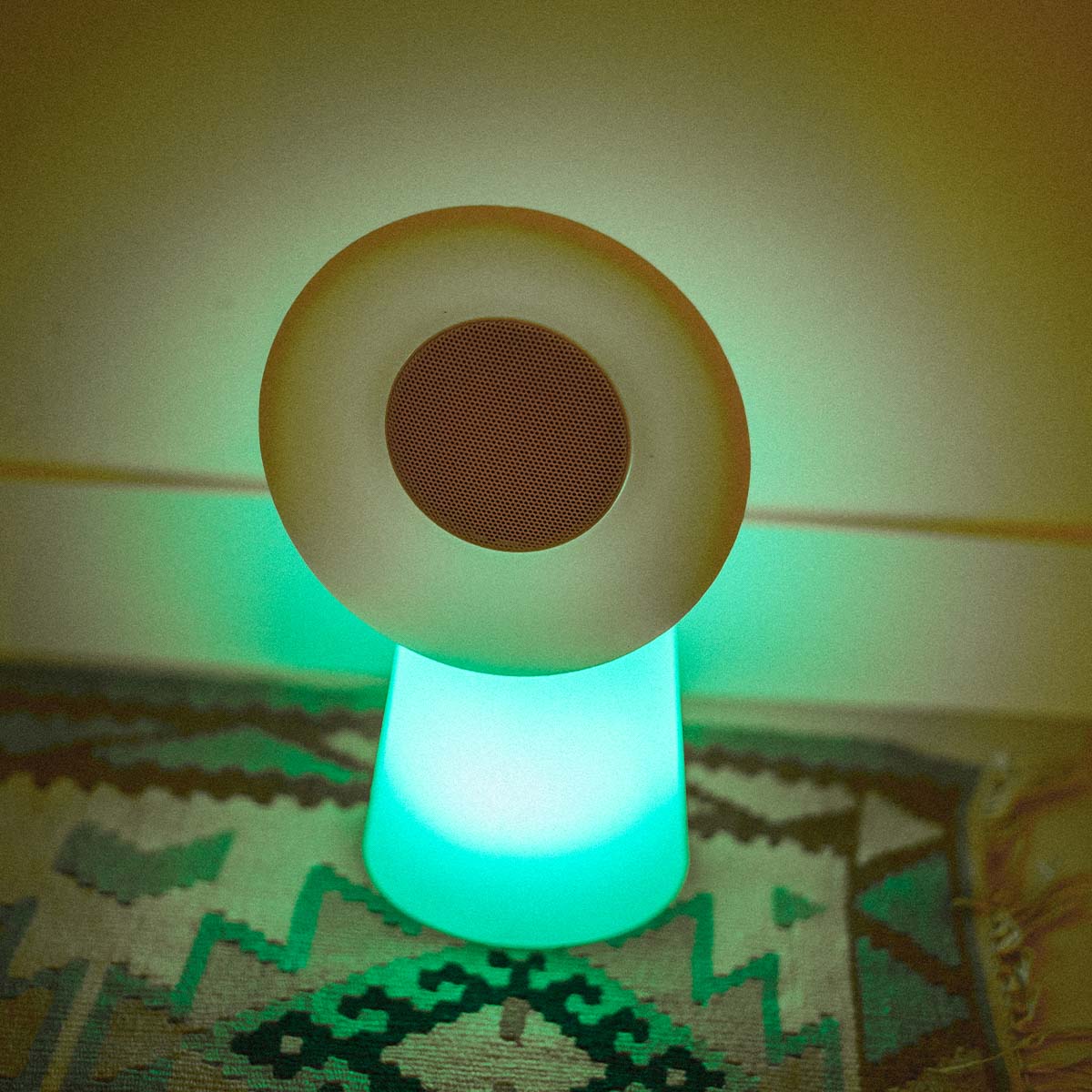 ALTAVOZ PORTÁTIL CON LUZ PIPA PLAY - Image 5