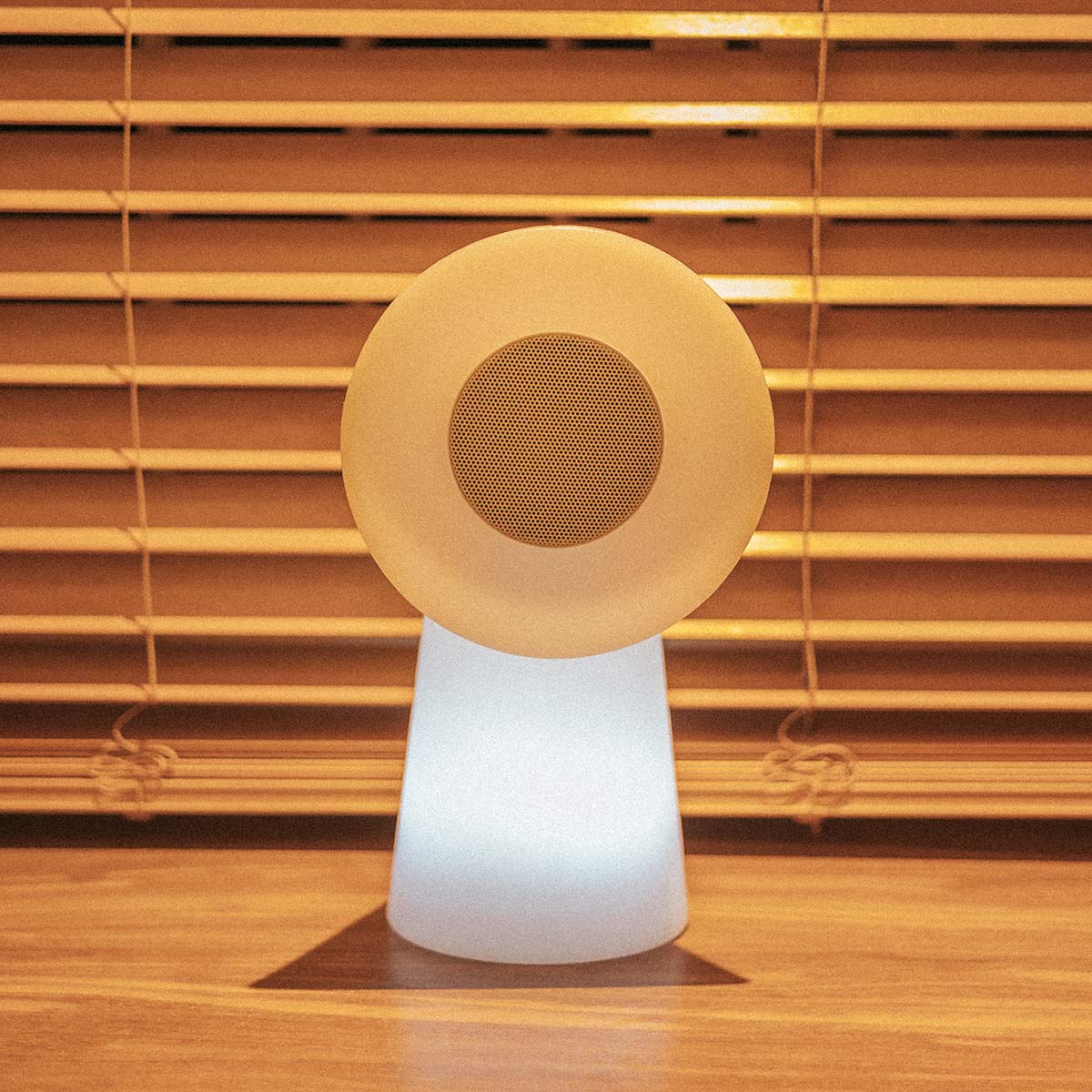 ALTAVOZ PORTÁTIL CON LUZ PIPA PLAY - Image 6