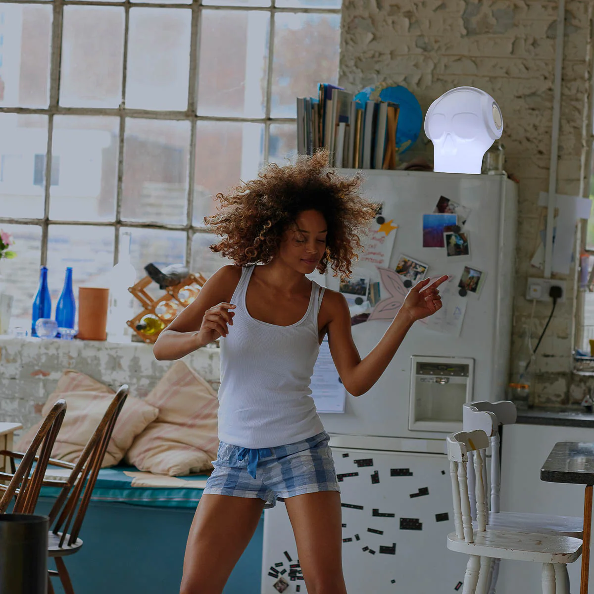 ALTAVOZ PORTÁTIL CON LUZ ROBIN PLAY - Image 5