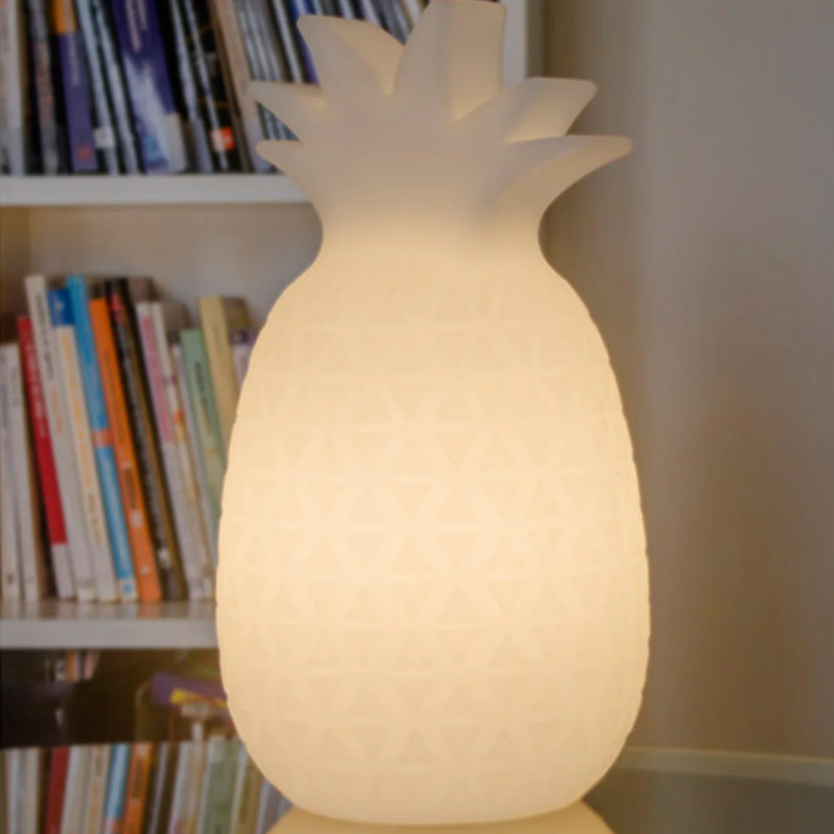 LÁMPARA CON FORMA DE PIÑA SAMBA BLANCO TRANSLÚCIDO - Image 5