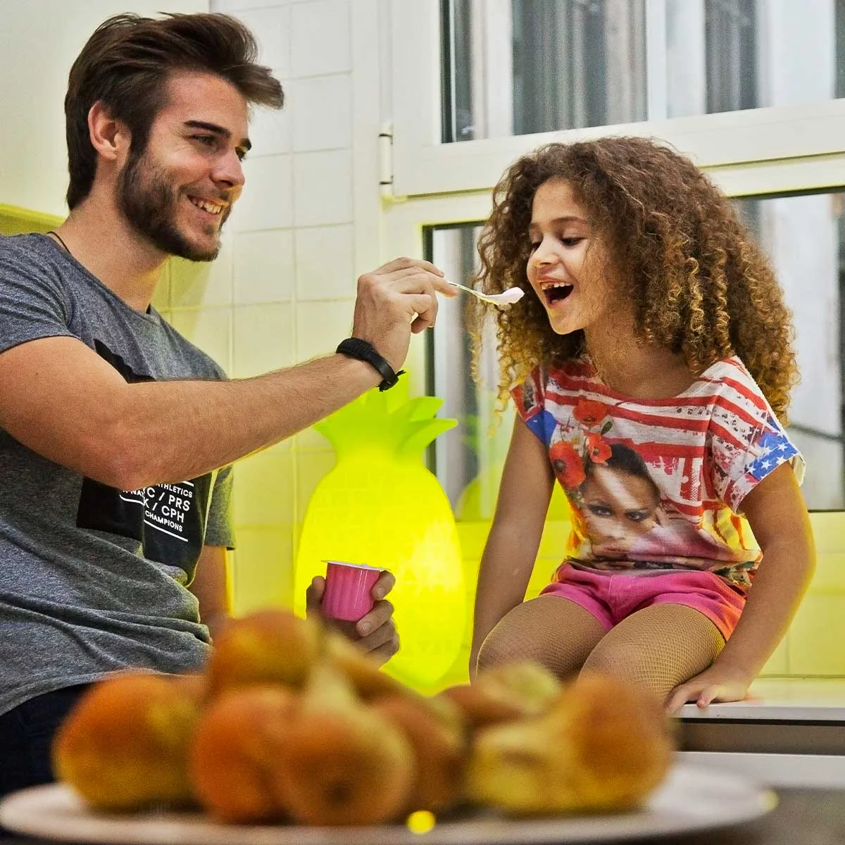 LÁMPARA CON FORMA DE PIÑA SAMBA VERDE LIMA - Image 4